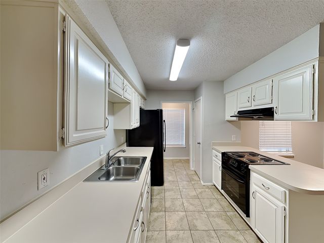 4931 Darrow Lane, Arlington, TX 76017