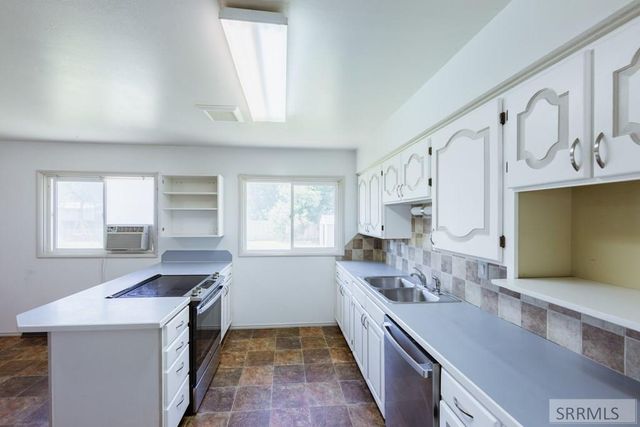 943 Tanager Drive, Pocatello, ID 83201