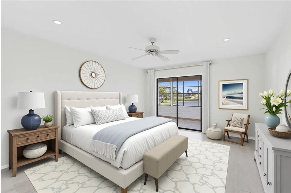 Image 6 of property listing at 211 LAKEWOOD DRIVE 211, Bradenton, FL 34210