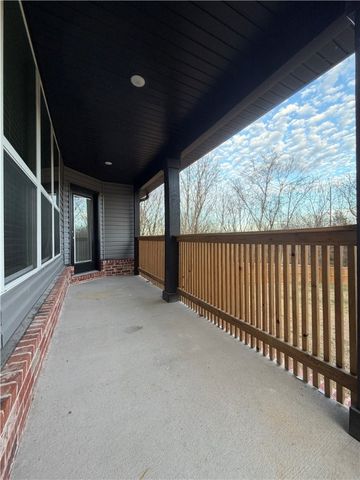 18 Olmsted Circle, Bella Vista, AR 72715