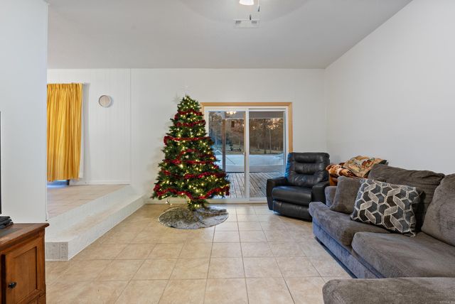 341 Douglas Lane, Clinton, AR 72031