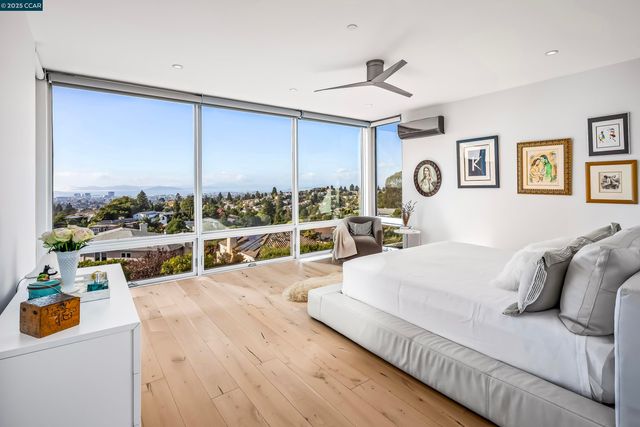 189 Florence Ave, Oakland, CA 94618