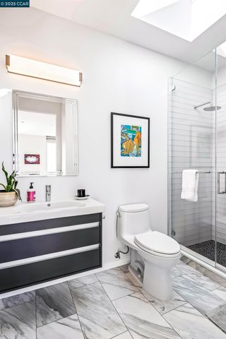 189 Florence Ave, Oakland, CA 94618