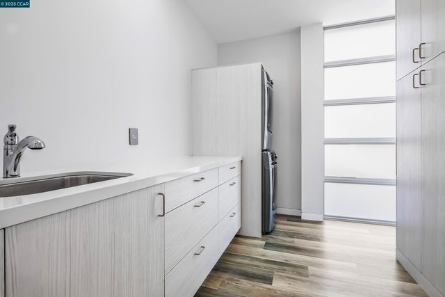 189 Florence Ave, Oakland, CA 94618