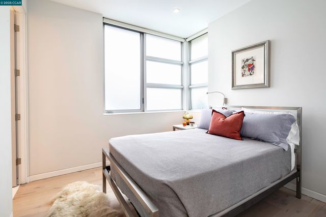 189 Florence Ave, Oakland, CA 94618