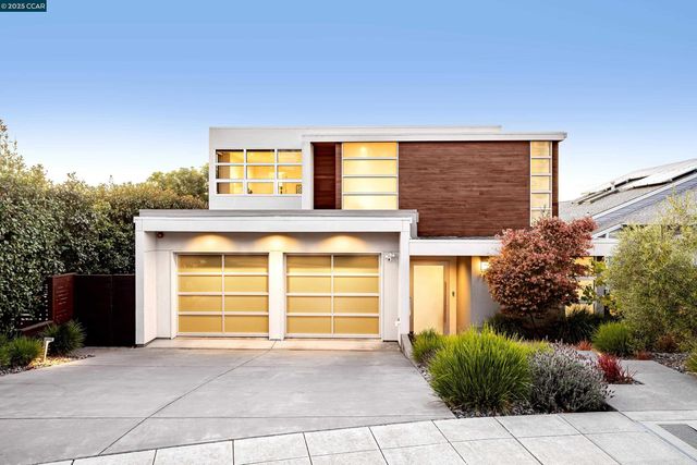 189 Florence Ave, Oakland, CA 94618