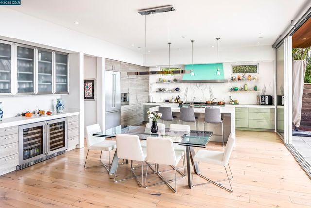 189 Florence Ave, Oakland, CA 94618