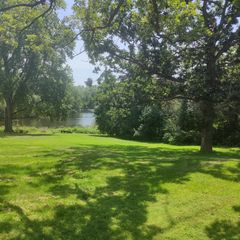 2220 James Court, Eagan, MN 55122