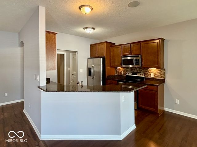 7612 Easy Place, Indianapolis, IN 46259