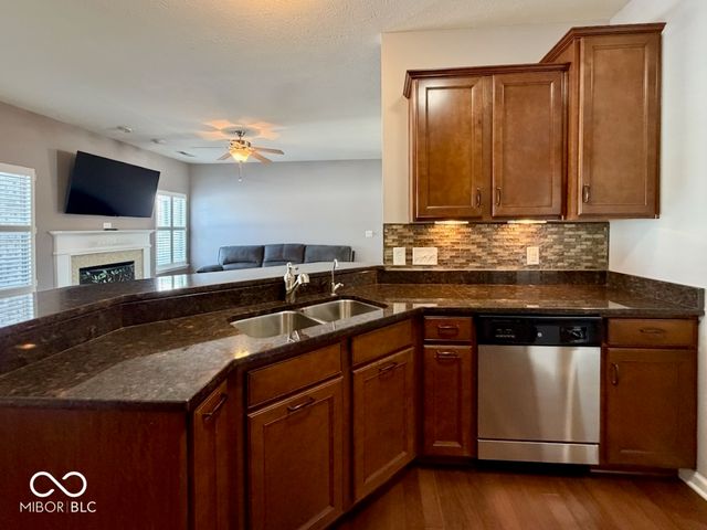 7612 Easy Place, Indianapolis, IN 46259