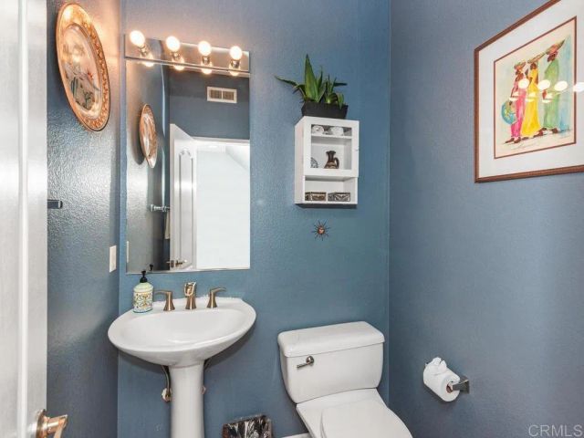 502 Kristen Court, Encinitas, CA 92024