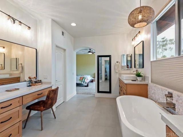 502 Kristen Court, Encinitas, CA 92024