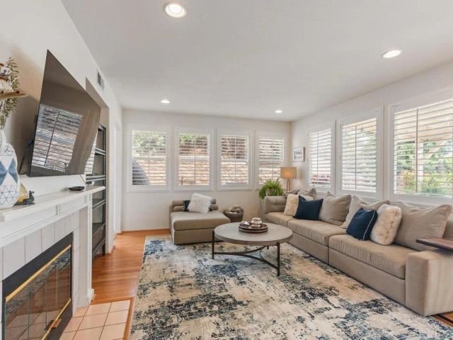 502 Kristen Court, Encinitas, CA 92024