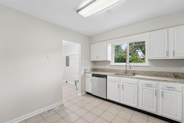 5084 Jameson Drive, Columbus, OH 43232