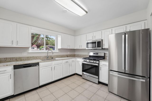 5084 Jameson Drive, Columbus, OH 43232