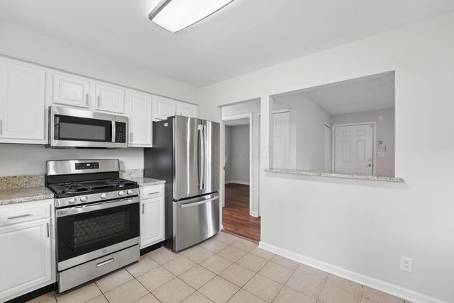 5084 Jameson Drive, Columbus, OH 43232