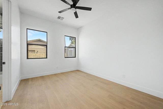 5101 E Laurel Lane, Scottsdale, AZ 85254