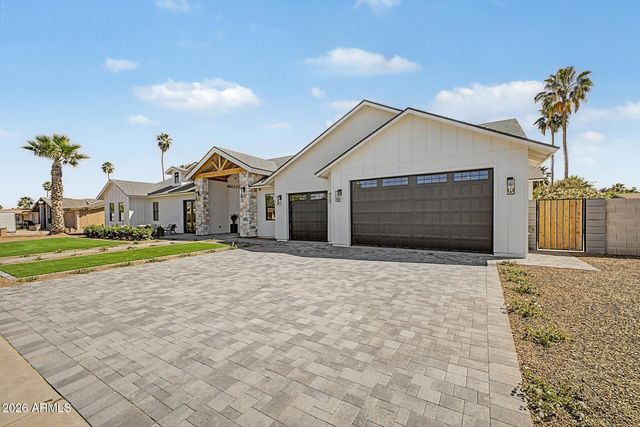 5101 E Laurel Lane, Scottsdale, AZ 85254