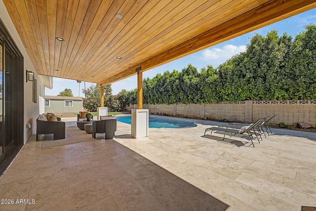 5101 E Laurel Lane, Scottsdale, AZ 85254