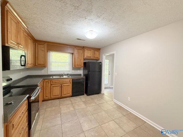 160 Lewis Lane, Madison, AL 35758