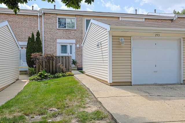 293 Barclay Drive, Glendale Heights, IL 60139