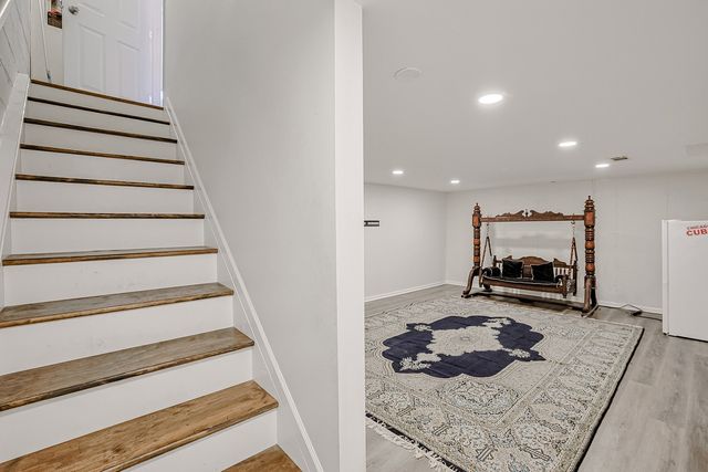 293 Barclay Drive, Glendale Heights, IL 60139