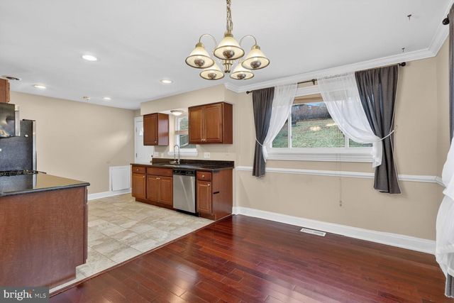 7507 ESSEX AVE, Springfield, VA 22150