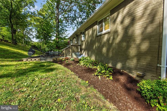 7507 ESSEX AVE, Springfield, VA 22150