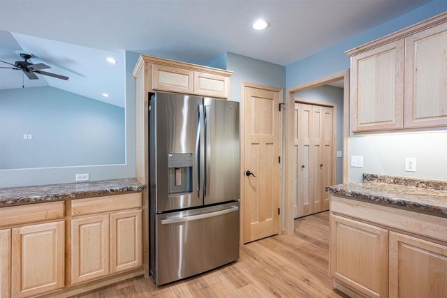 1618 Michigan Avenue, Wisconsin Dells, WI 53965