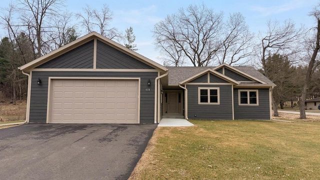 1618 Michigan Avenue, Wisconsin Dells, WI 53965