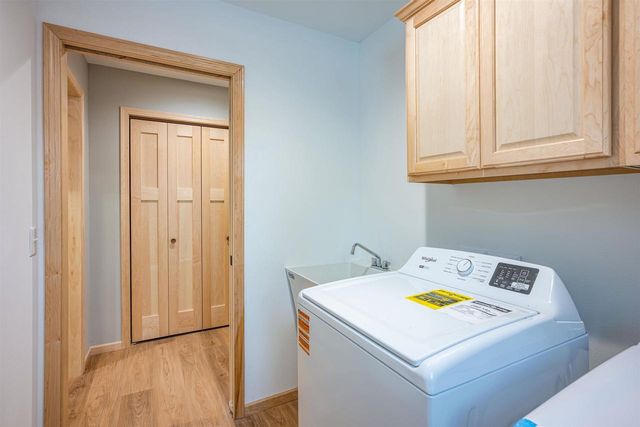 1618 Michigan Avenue, Wisconsin Dells, WI 53965