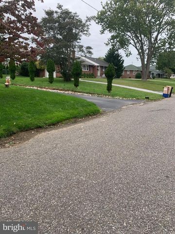 3600 WILLIAMSON AVE, Brookhaven, PA 19015