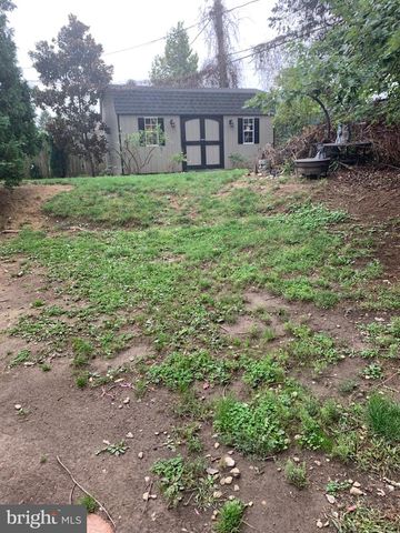 3600 WILLIAMSON AVE, Brookhaven, PA 19015