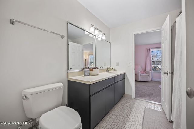 73 Holly Drive, Eatontown, NJ 07724