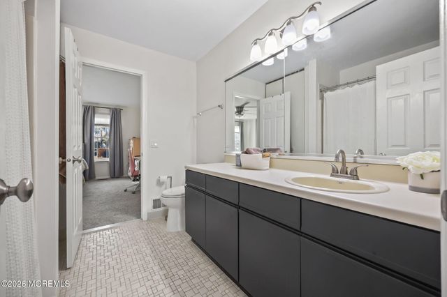 73 Holly Drive, Eatontown, NJ 07724