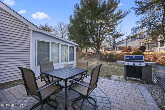 73 Holly Drive, Eatontown, NJ 07724