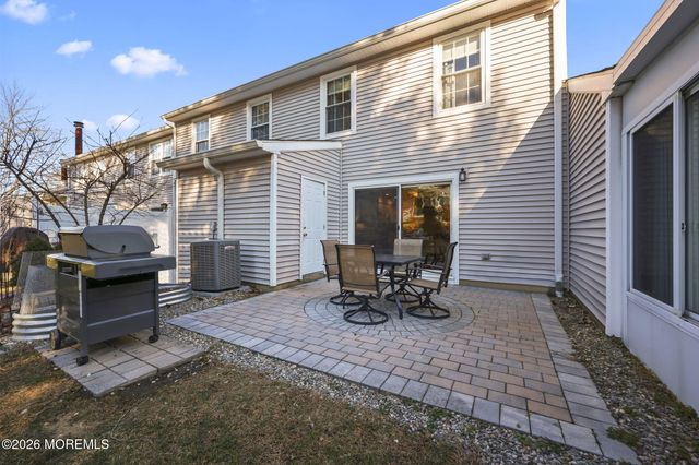 73 Holly Drive, Eatontown, NJ 07724