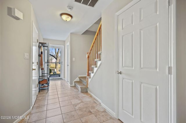 73 Holly Drive, Eatontown, NJ 07724