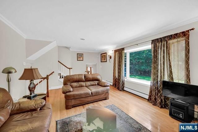 100 Lake Street, Upper Saddle River, NJ 07458