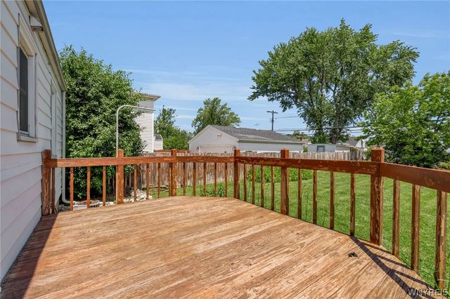 195 Parkhurst Boulevard, Tonawanda, NY 14223