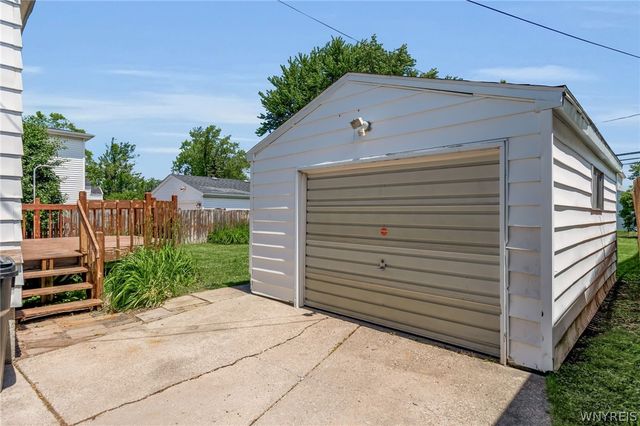 195 Parkhurst Boulevard, Tonawanda, NY 14223