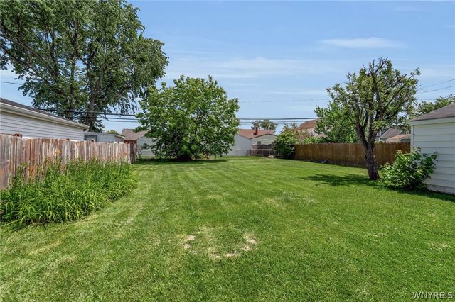 195 Parkhurst Boulevard, Tonawanda, NY 14223