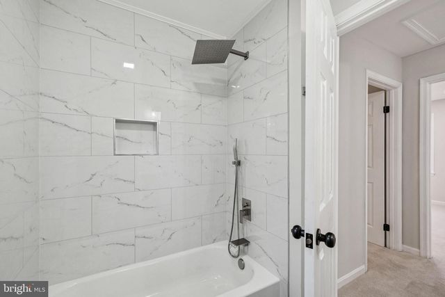 11975 FARRABOW LN, Woodbridge, VA 22192