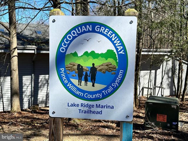 11975 FARRABOW LN, Woodbridge, VA 22192