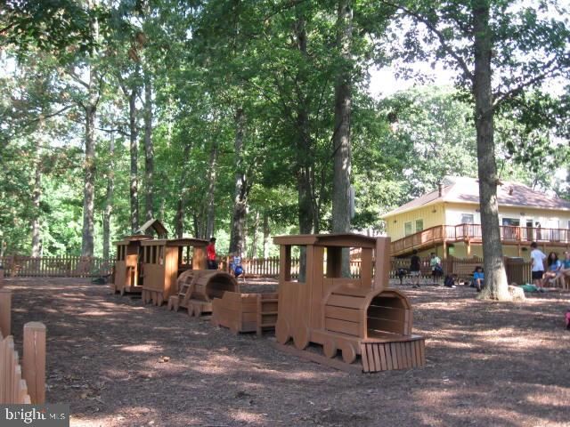 11975 FARRABOW LN, Woodbridge, VA 22192