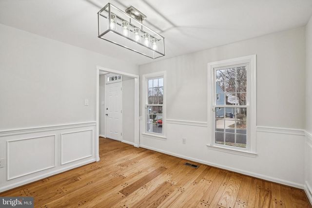 11975 FARRABOW LN, Woodbridge, VA 22192