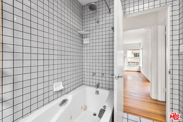 11245 Huston Street, North Hollywood, CA 91601