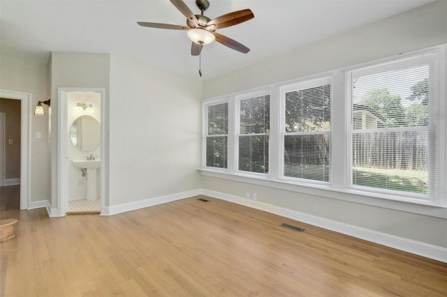 1606 Travis Heights BLVD, Austin, TX 78704