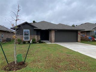 20640 Brush Creek Boulevard, Harrah, OK 73045