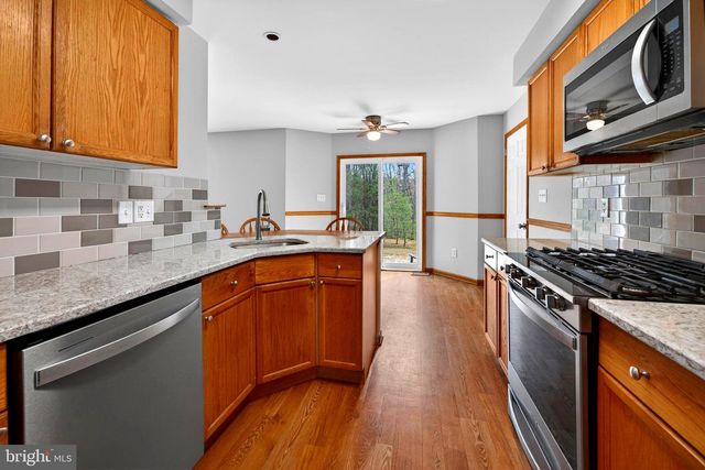 27 DAMON DR, Sicklerville, NJ 08081